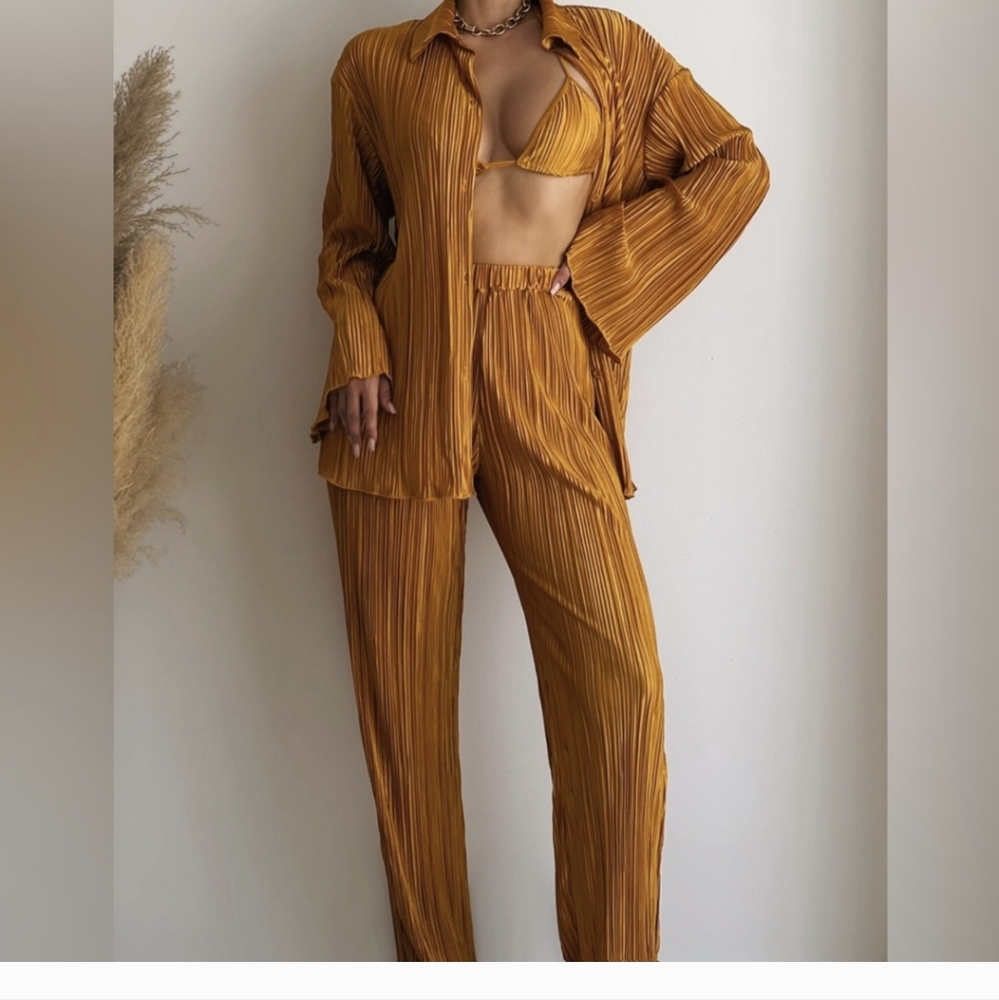 Rachel Zoe Satin  Set Button Down Top & Flowy Wide Leg Pants Sz.M NWT